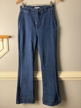 Women's Dark Blue Flare Jeans - Pull-On Comfort. Very nice condition